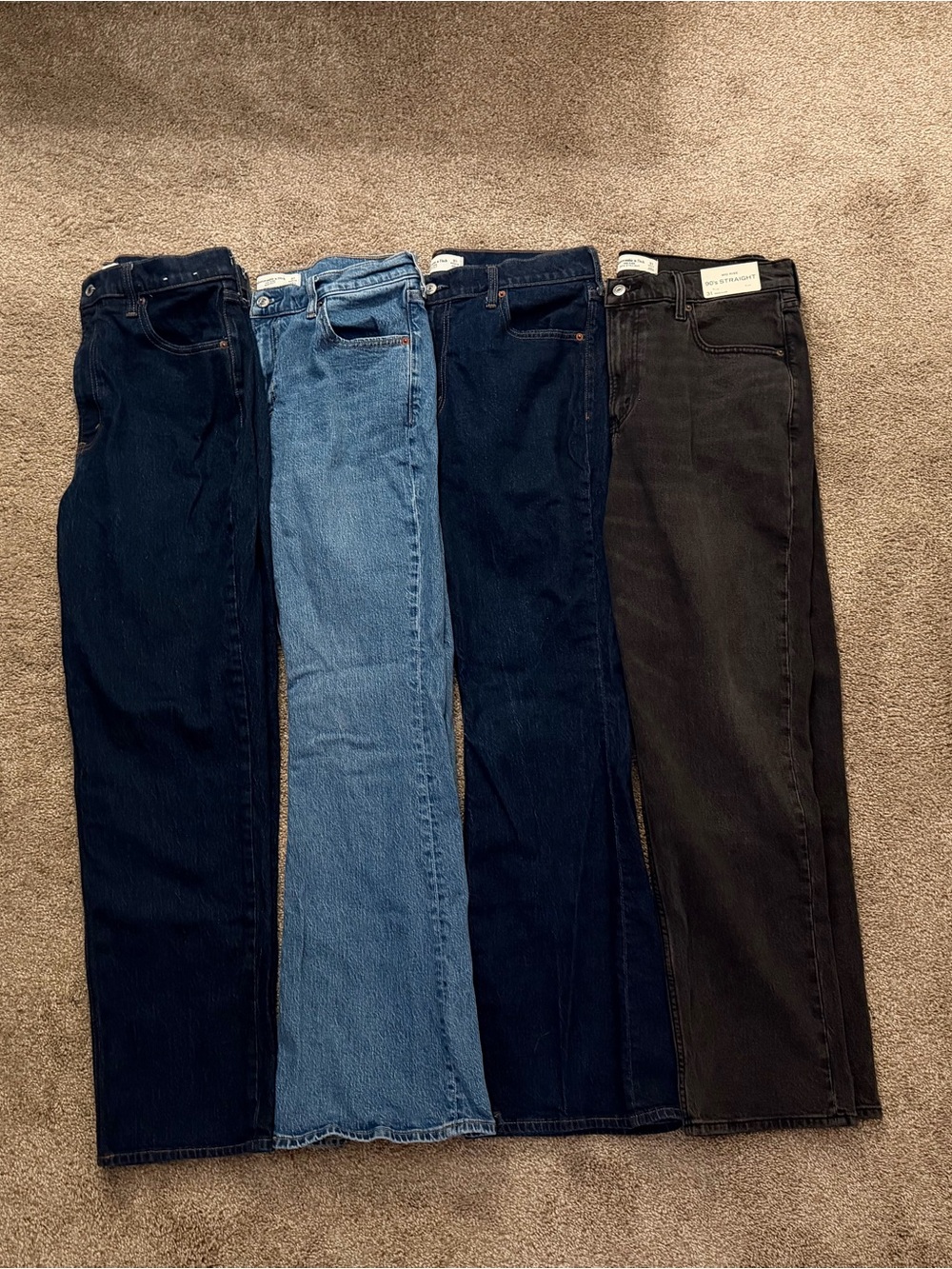 Abercrombie & Fitch Jeans Lot Size 31 – 4 Pairs